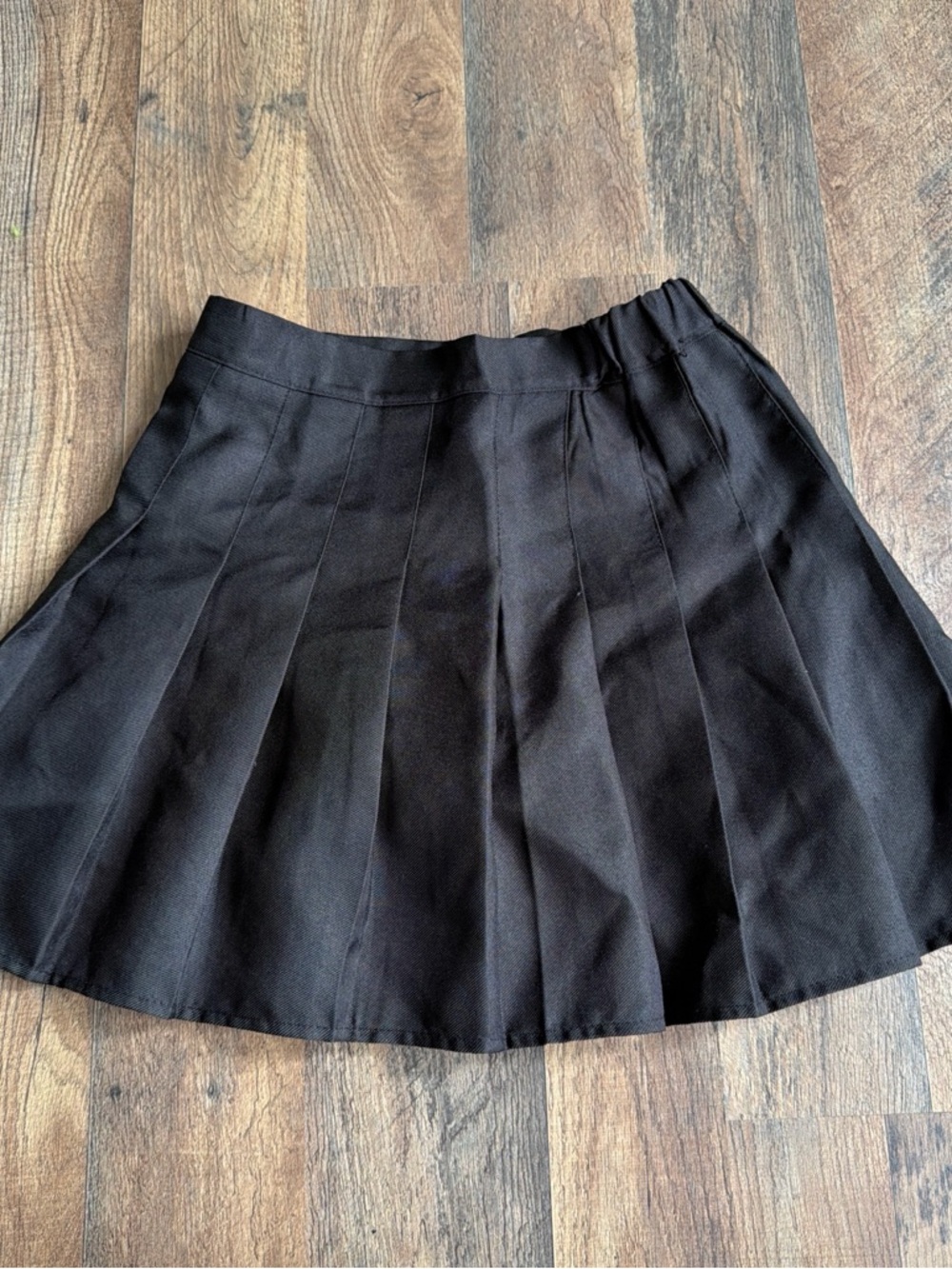 Black Pleated Women's Skirt